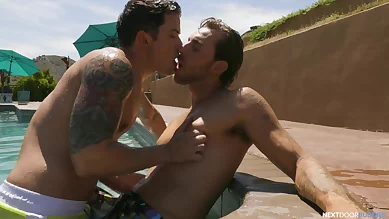 Naked men ration their bareback romance in full outdoor XXX